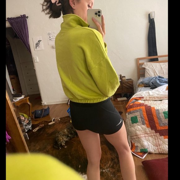 Pretty Little Thing Crop Sweatshirt Lime Green Small - Picture 3 of 3